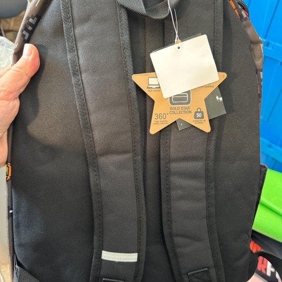 Five Nights at Freddy's 17 Kids' Backpack - Black - Picture 4 of 5